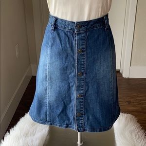 Francescas button down denim skirt!